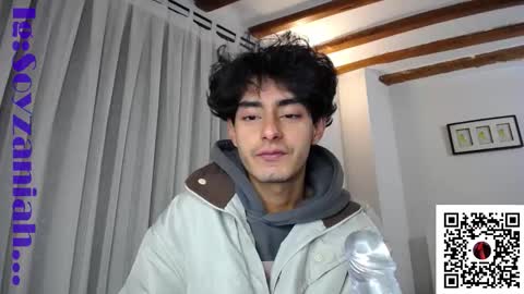 hefestion_ online show from November 21, 9:13 pm