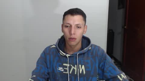 hefesto_69 online show from November 4, 3:52 am