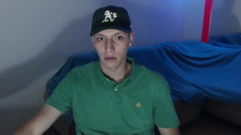 hefesto_69 online show from September 18, 2:37 am