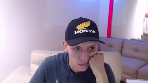 hefesto_69 online show from March 10, 8:23 pm