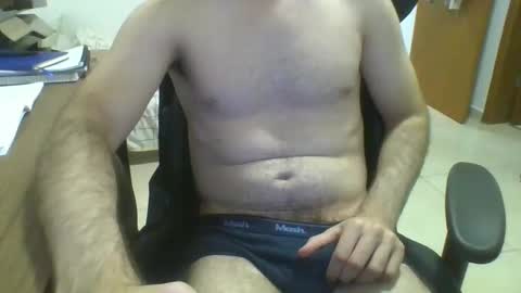 heitorcp1 online show from February 4, 1:02 am