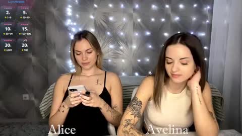 Alice DollySmile and Avelina online show from January 10, 3:27 pm