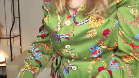 Helen online show from February 6, 6:17 am