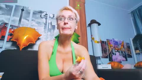 Helga online show from November 6, 11:57 am