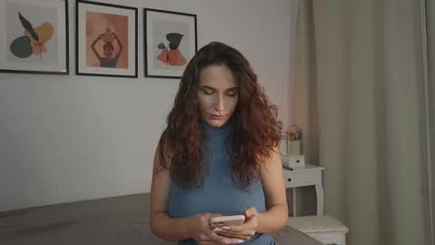 Snapshot of hell_lo chatting on February 23, 4:13 pm Lorette Lory online show from February 23, 4:13 pm