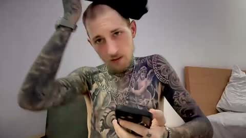 hellacozy online show from March 24, 1:00 am