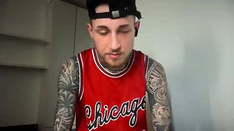 hellacozy online show from March 1, 4:17 am