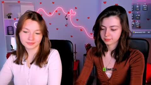 Helli online show from March 24, 8:37 pm