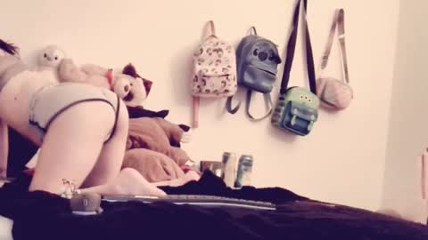 HellienaDesroser online show from September 27, 2:31 am