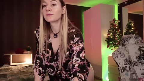 Alisia  Monday to Friday from 10 am to 4 pm GMT 2 online show from January 13, 8:22 am