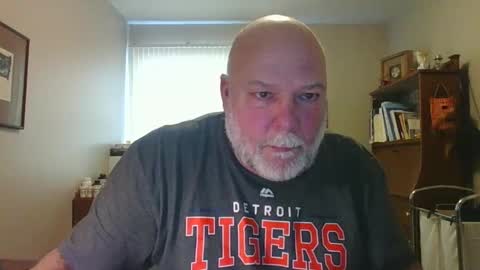 Snapshot of helloforfun111 chatting on February 25, 2:58 pm helloforfun111 online show from February 25, 2:58 pm