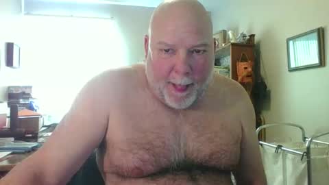 helloforfun111 online show from March 12, 2:43 pm