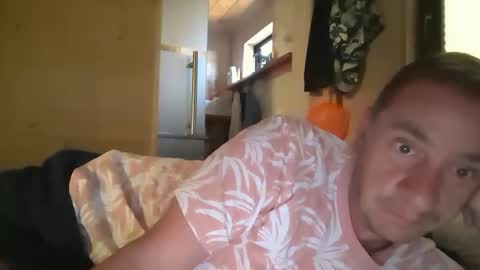 HelloItMe online show from June 27, 8:31 am