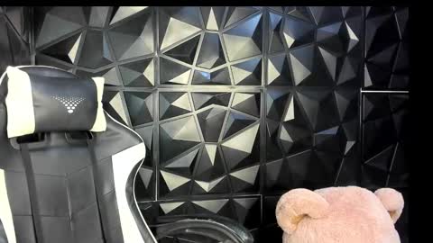 heluehorny13 online show from January 8, 4:24 pm