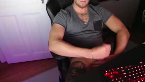 henning_grande online show from September 21, 7:18 pm