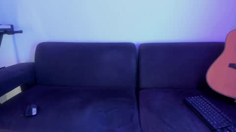 henrik_senn online show from November 24, 1:37 am