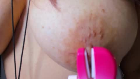 Snapshot of hera_goddesss chatting on October 2, 10:19 pm Hera online show from October 2, 10:19 pm
