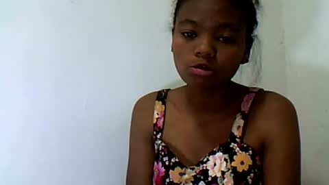 herisse01 online show from July 24, 8:22 am