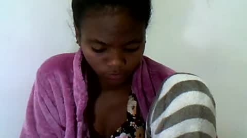 herisse01 online show from July 25, 8:23 am