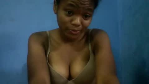 herisse01 online show from April 14, 4:10 pm