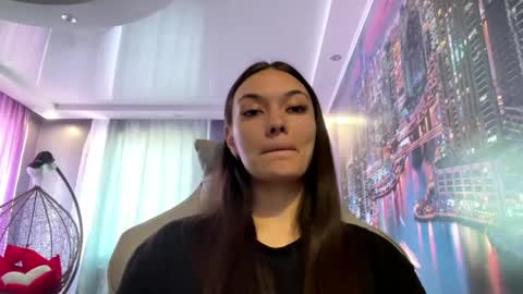 Lina online show from April 29, 10:53 am