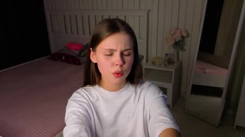 Nicole online show from March 27, 7:37 pm