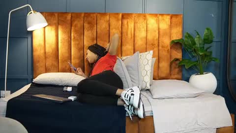 Hermione Scott online show from February 17, 1:44 pm