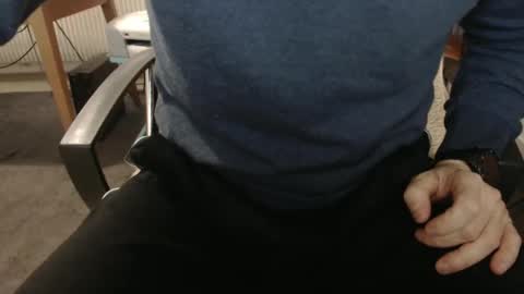 hero0111 online show from December 7, 10:17 am