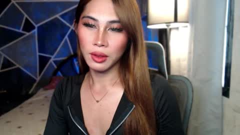 Davey online show from December 15, 2:18 am