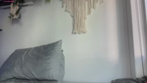 hey_cesard online show from December 11, 7:14 pm