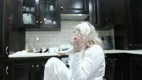 Heyheygrey online show from December 15, 2:35 pm