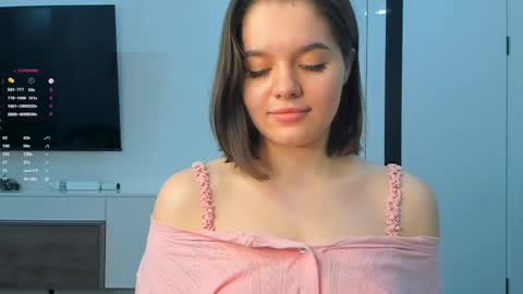 Laura online show from April 12, 8:13 pm