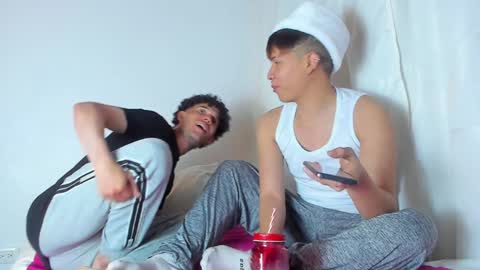 Snapshot of hghilltop chatting on December 8, 2:14 am Harry Gaylord Hilltop  INDEPENDENT MODEL online show from December 8, 2:14 am