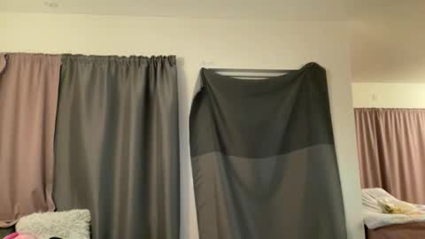 hichemlacoste333 online show from November 11, 10:56 pm