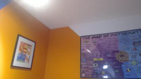 high__five online show from December 17, 9:05 am