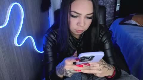 high online show from February 13, 7:01 am