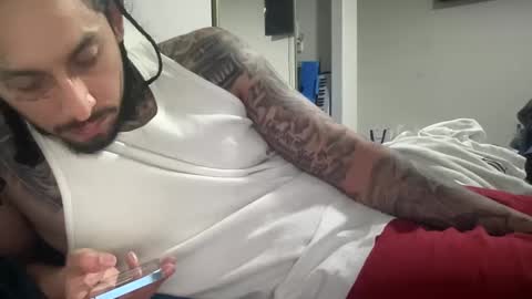 hihello400 online show from November 1, 11:04 pm