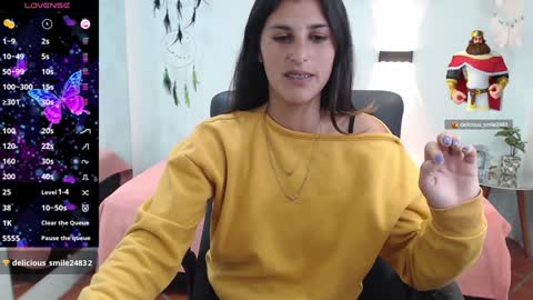 Snapshot of hilaryclowerx chatting on January 29, 6:33 am H I L A R Y online show from January 29, 6:33 am