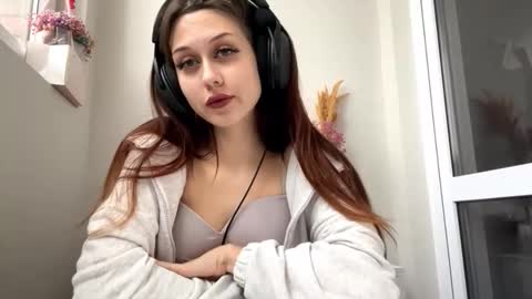 Snapshot of hildredmabray chatting on October 9, 1:05 pm Hi Im Elizabeth online show from October 9, 1:05 pm