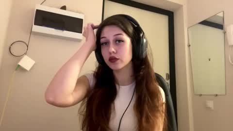 Snapshot of hildredmabray chatting on October 8, 6:41 am Hi Im Elizabeth online show from October 8, 6:41 am