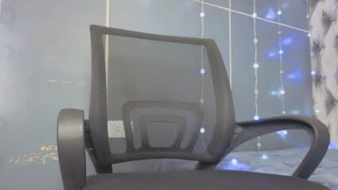  Hillary  online show from November 29, 5:48 am