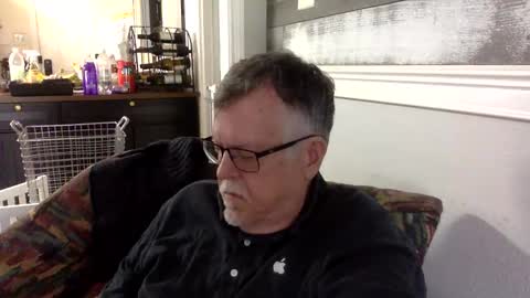 TwoDaddies online show from December 14, 8:04 pm