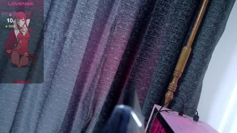 Inori Independent model online show from April 4, 6:37 pm