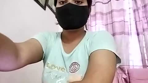 himuhimu22 online show from July 3, 10:42 am