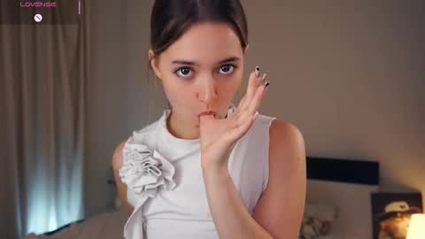 Leya Day Mary Night   PvT Open online show from November 1, 6:40 pm