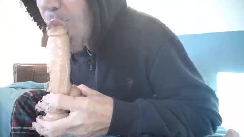 Hippie Jijm online show from January 19, 6:32 pm