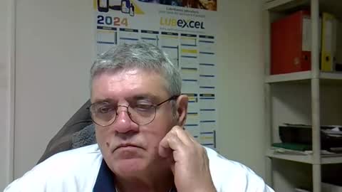 hippo online show from December 15, 7:24 am