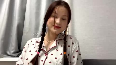Viola online show from October 15, 3:13 pm