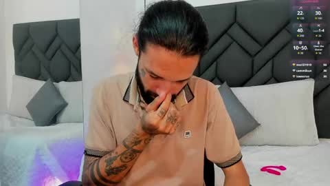 Hisoka online show from April 18, 7:07 pm