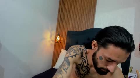 Hisoka online show from January 16, 2:42 am